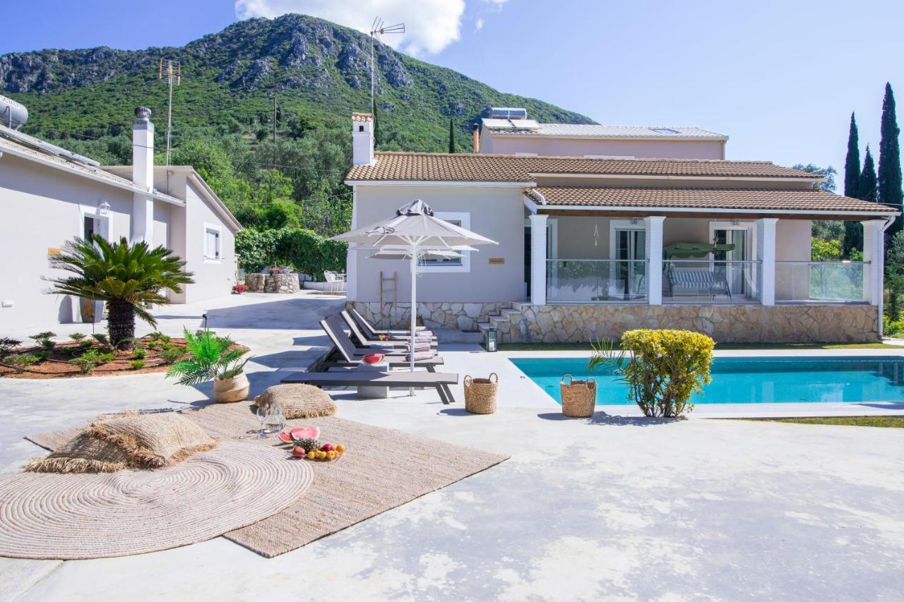 Grande Terra Villas With Swimming Pool Spartylas ภายนอก รูปภาพ