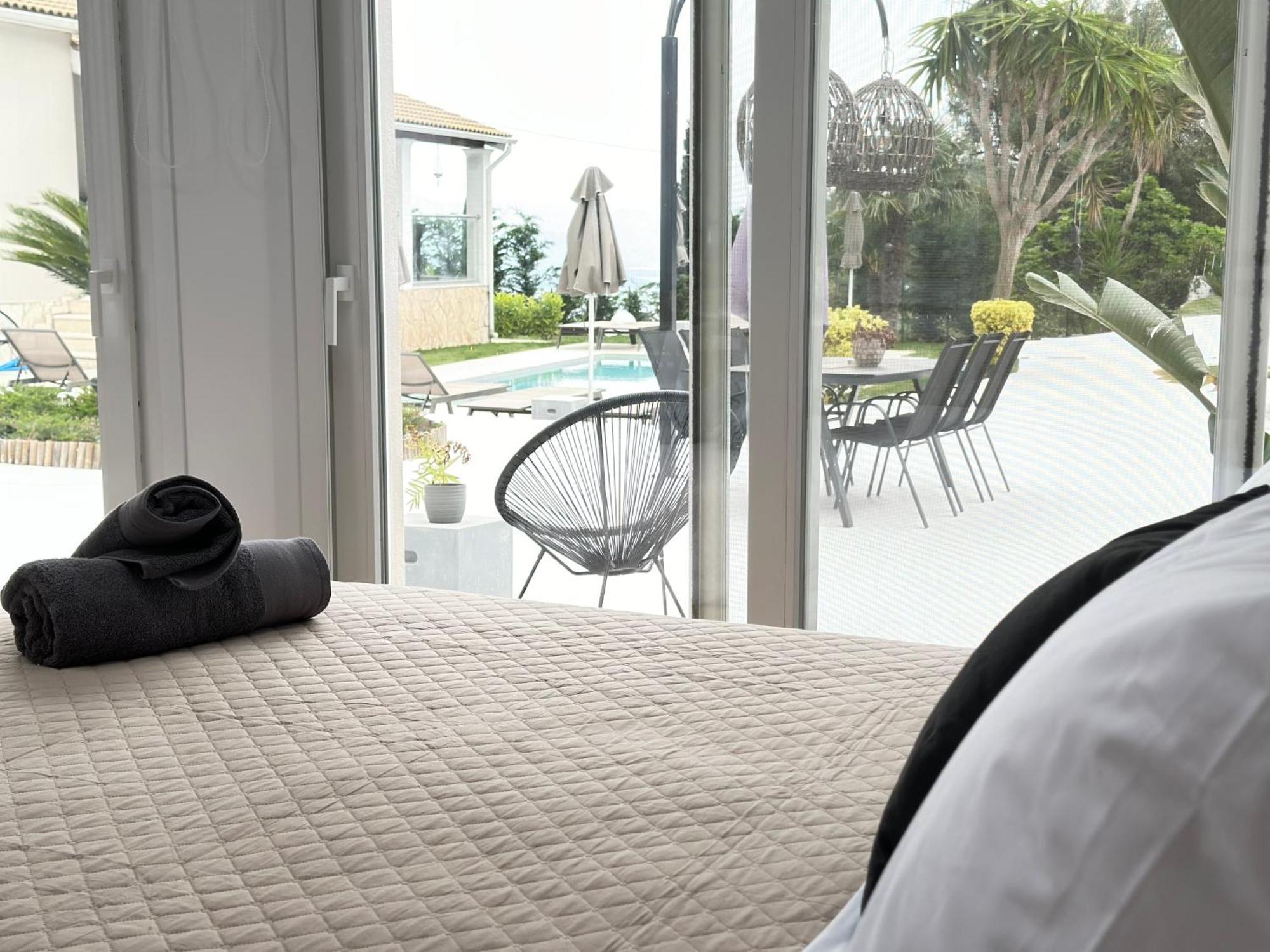 Grande Terra Villas With Swimming Pool Spartylas ภายนอก รูปภาพ